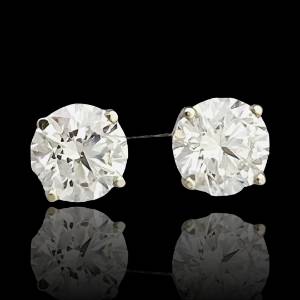 2.43 ct tw Lab Grown Diamond Studs